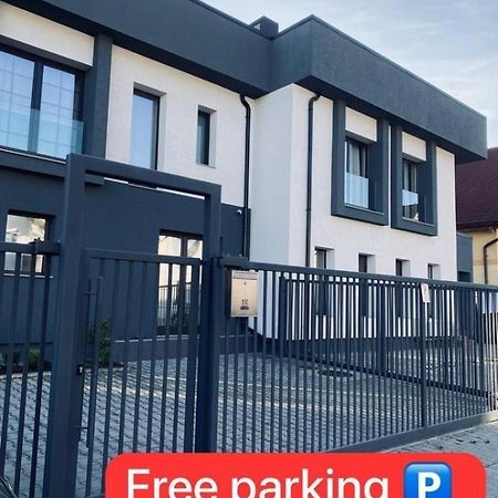 Отель New House Сибиу Экстерьер фото