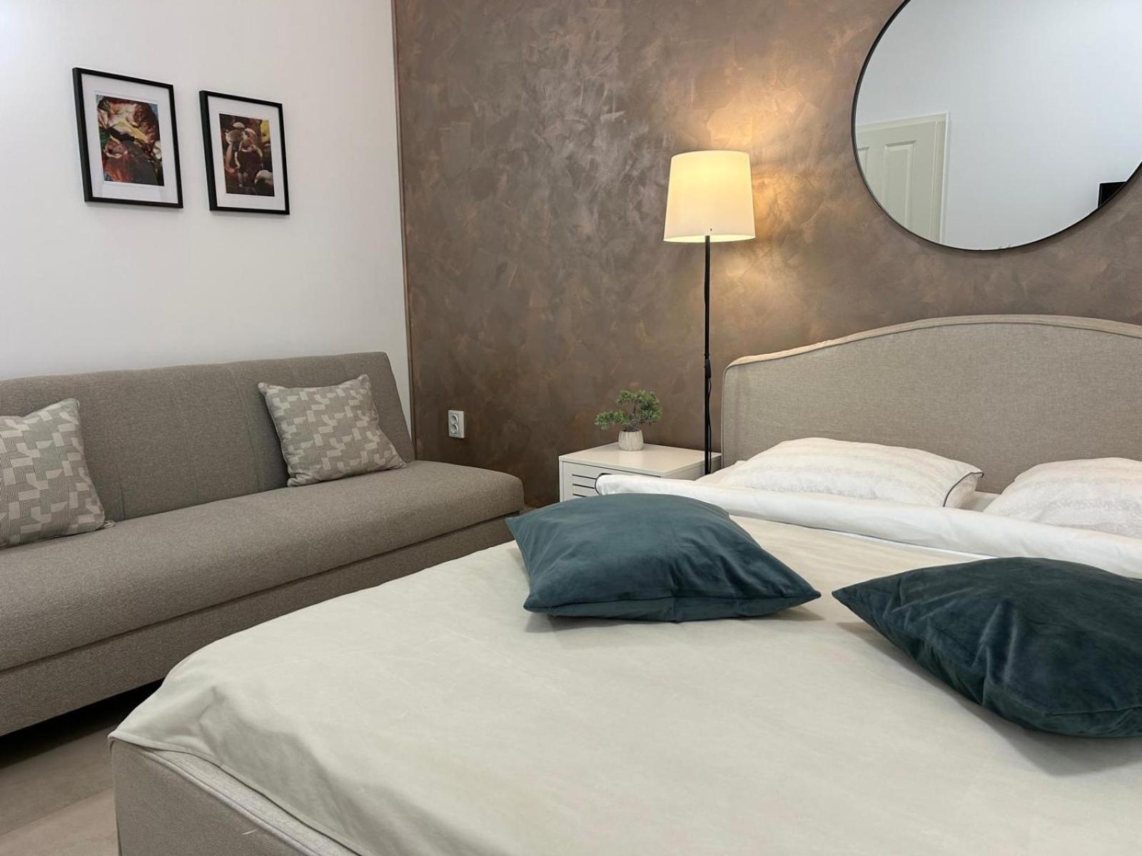 Отель New House Сибиу Экстерьер фото